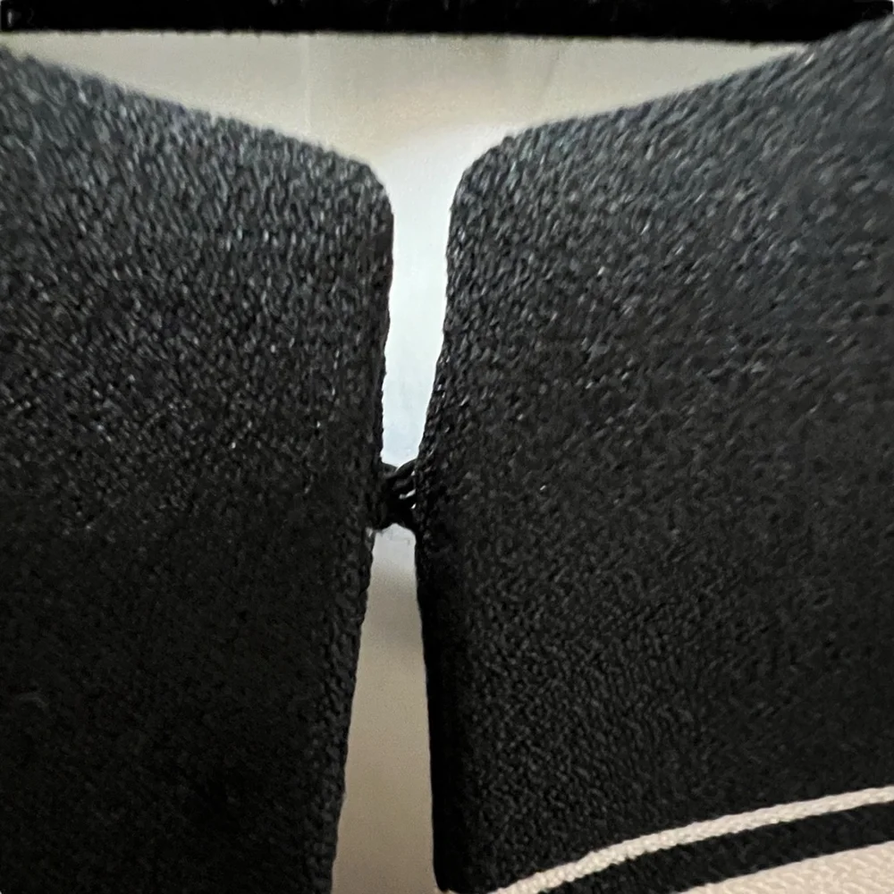 Tahari Arthur S. Levine Women's Cropped Black & White Boxy Blazer Career, 12 - Picture 9 of 15